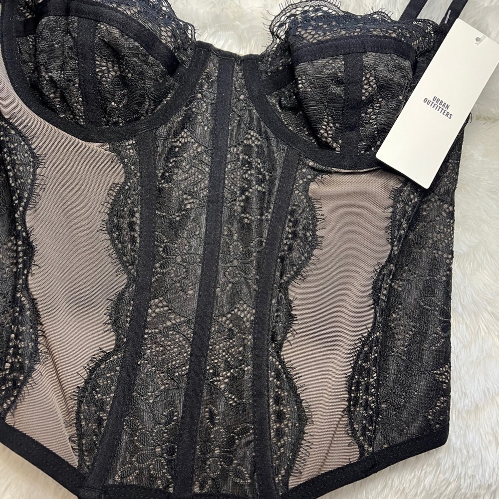 Modern love corset black